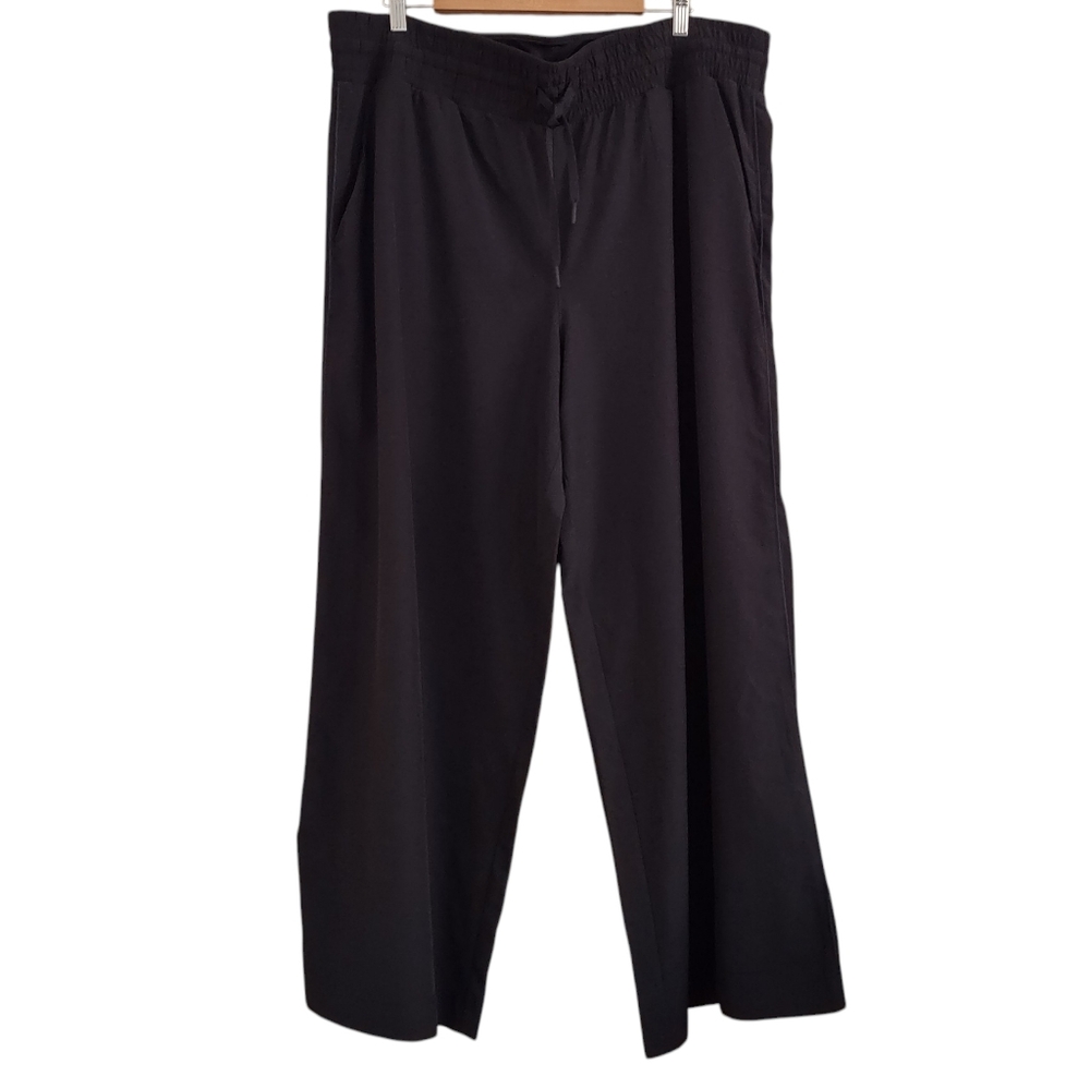 SPANX On The Move Wide Leg Pant